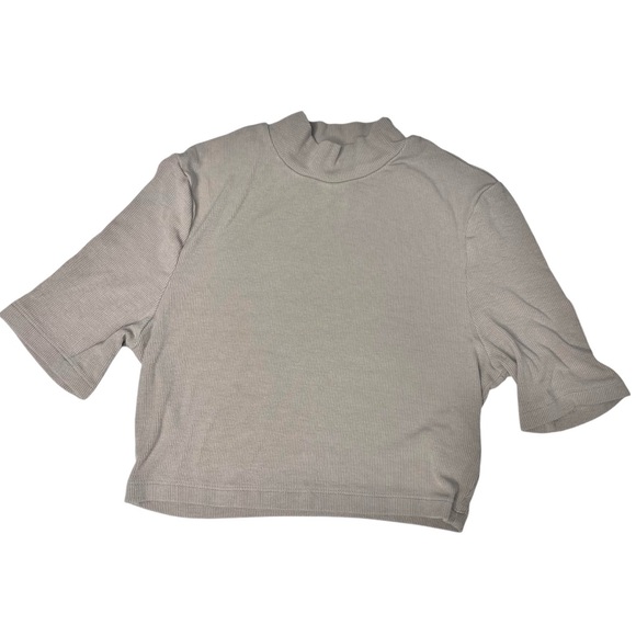 SHEIN Tops - SHEIN CROP TOP